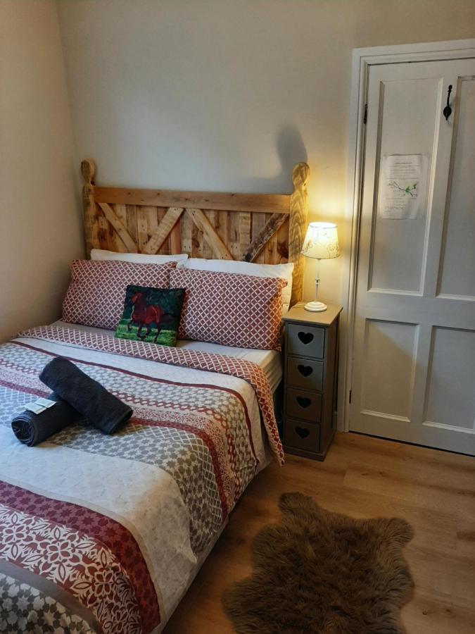 Salisbury Guest House - Free Parking Йорк Екстериор снимка