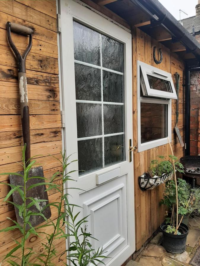 Salisbury Guest House - Free Parking Йорк Екстериор снимка