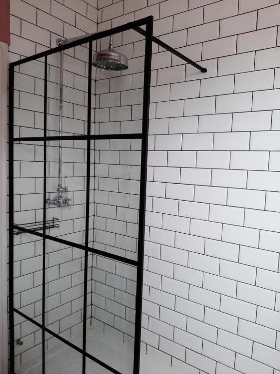 Salisbury Guest House - Free Parking Йорк Екстериор снимка